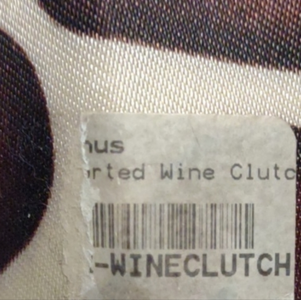 PRIMEWARE 🍷 Wine Clutch in Giraffe Print - Picture 14 of 14